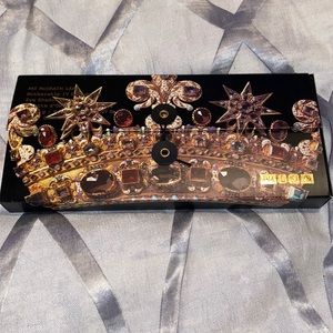 Pat McGrath Mothership IV Decadence Gold Packaging